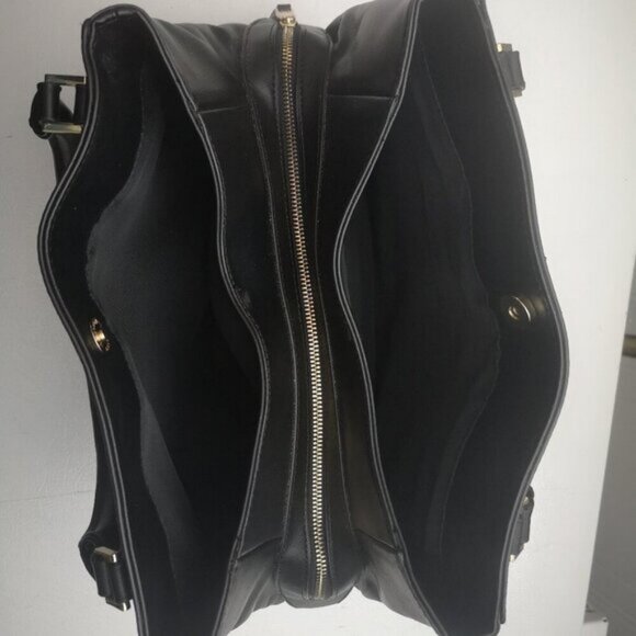 Naturalizer Faux Leather Black Pebble Finish Magnetic Closure Handbag - Picture 5 of 8